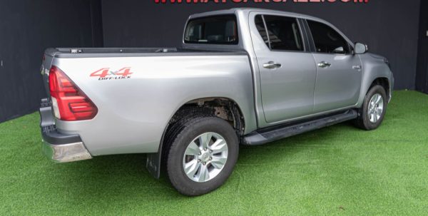 TOYOTA HILUX REVO Doublecab 2.8 G 4WD