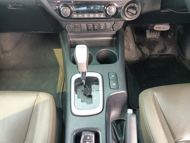 Toyota Hilux Double Cabin 2.8