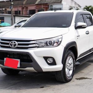 TOYOTA HILUX REVO DOUBLE CABIN 2.8