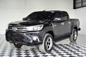 TOYOTA HILUX REVO DOUBLE CABIN 2.8