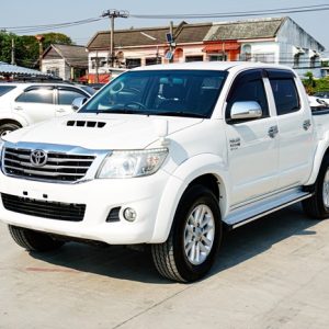 TOYOTA HILUX REVO DOUBLE CABIN 3.0