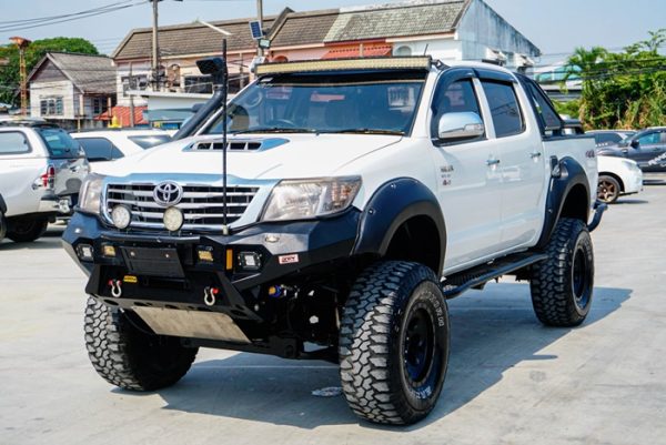 TOYOTA Hilux Revo Double Cab 4WD