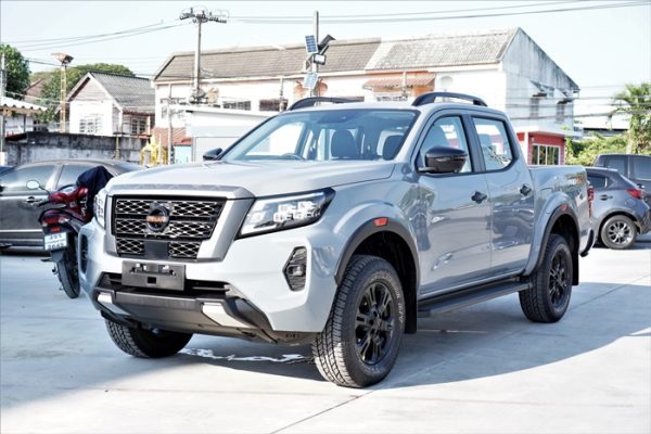 NISSAN Navara Pro4X Double Cab 4WD Automatic