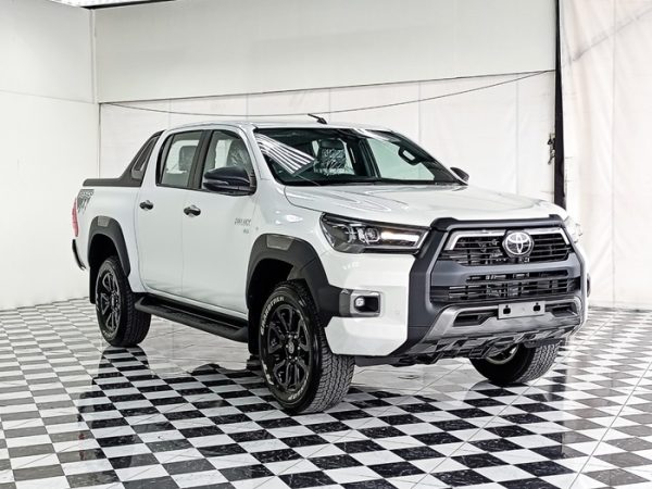 TOYOTA Hilux Revo Double Cab 4WD Automatic