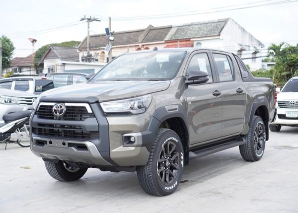 TOYOTA Hilux Revo Double Cab 4WD Automatic